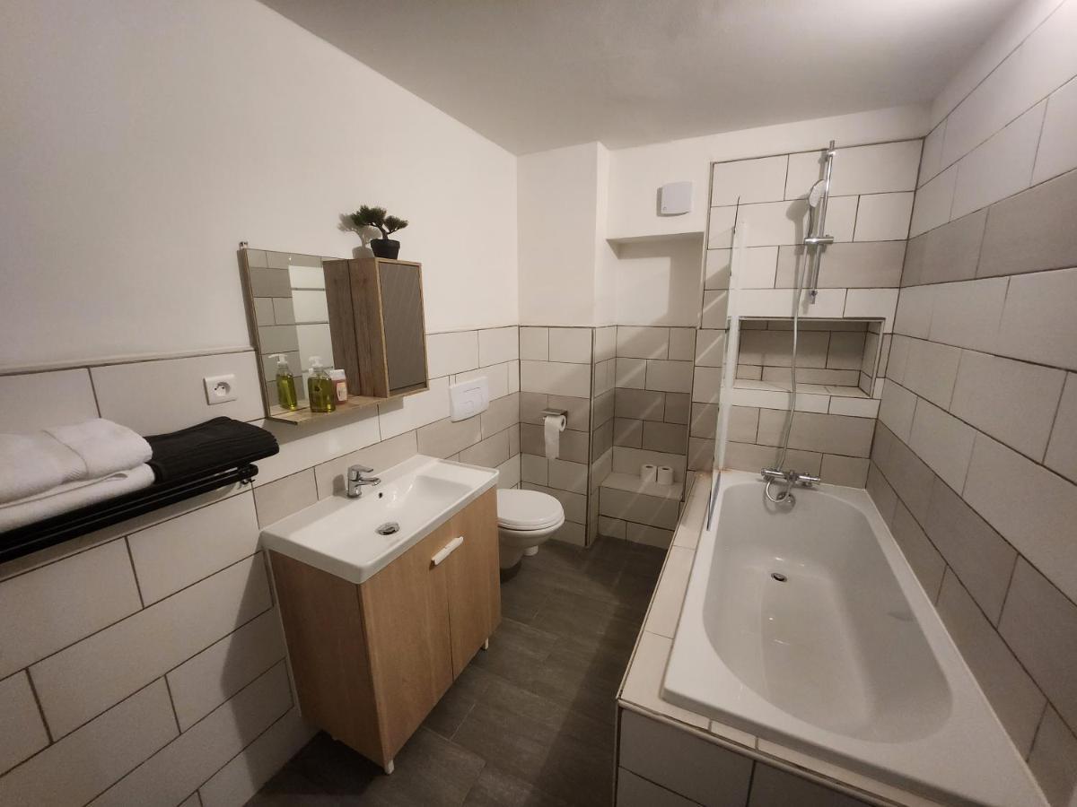 Spacieux 2 Chambres, Lumineux Бар-льо-Дюк Екстериор снимка